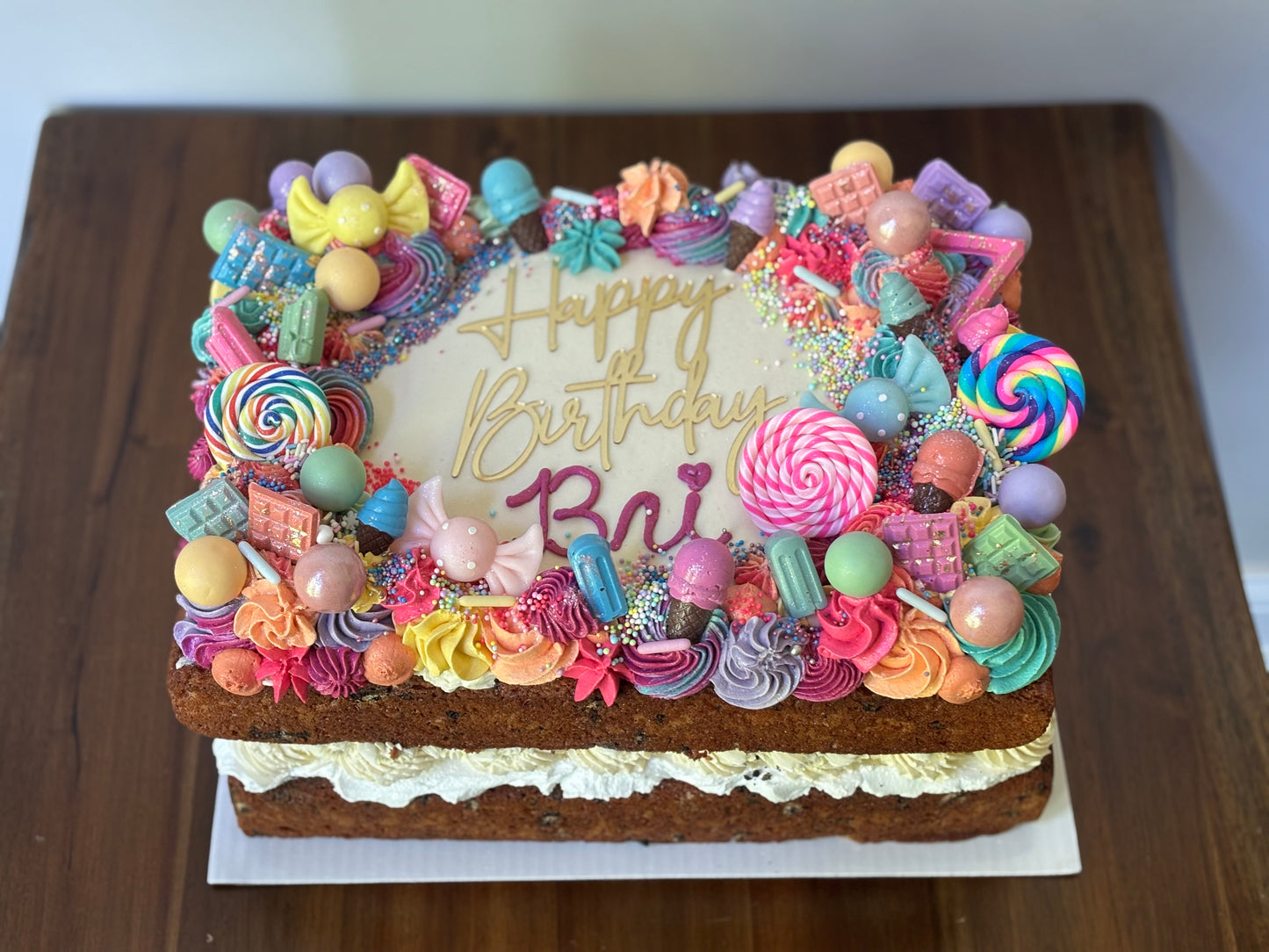 Lux 1/4 Sheet Cake (9x13)